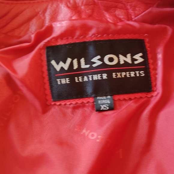 Vintage Wilson Women's Vibrant Red Leather Jacket Size XS - Picture 4 of 13